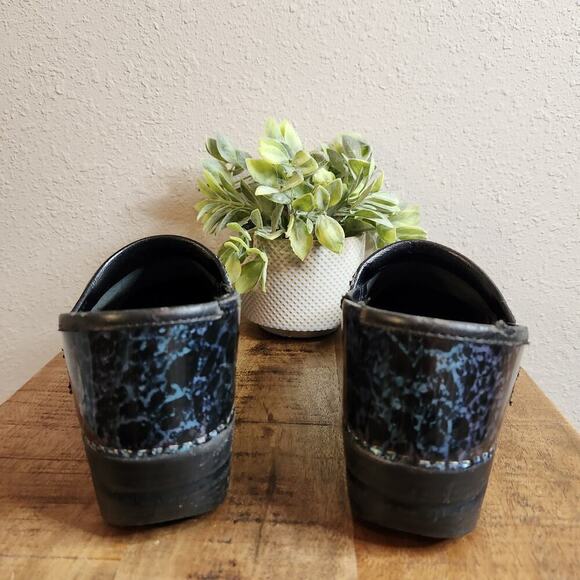 Dansko Black and Green Slip On Clogs Comfort Shoes Size 39 - Picture 13 of 15